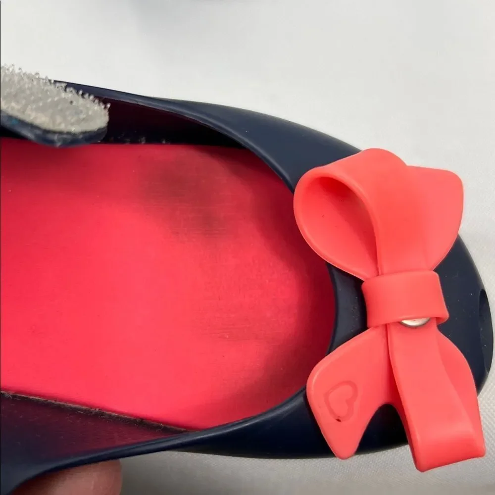 Mini Melissa Ultragirl Navy blue and pink Mary Jane’s size 8 EUC